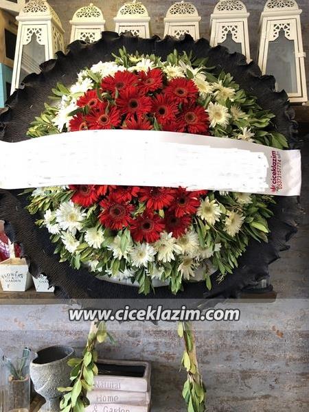 Kırmızı Beyaz Standart Cenaze Çelengi
